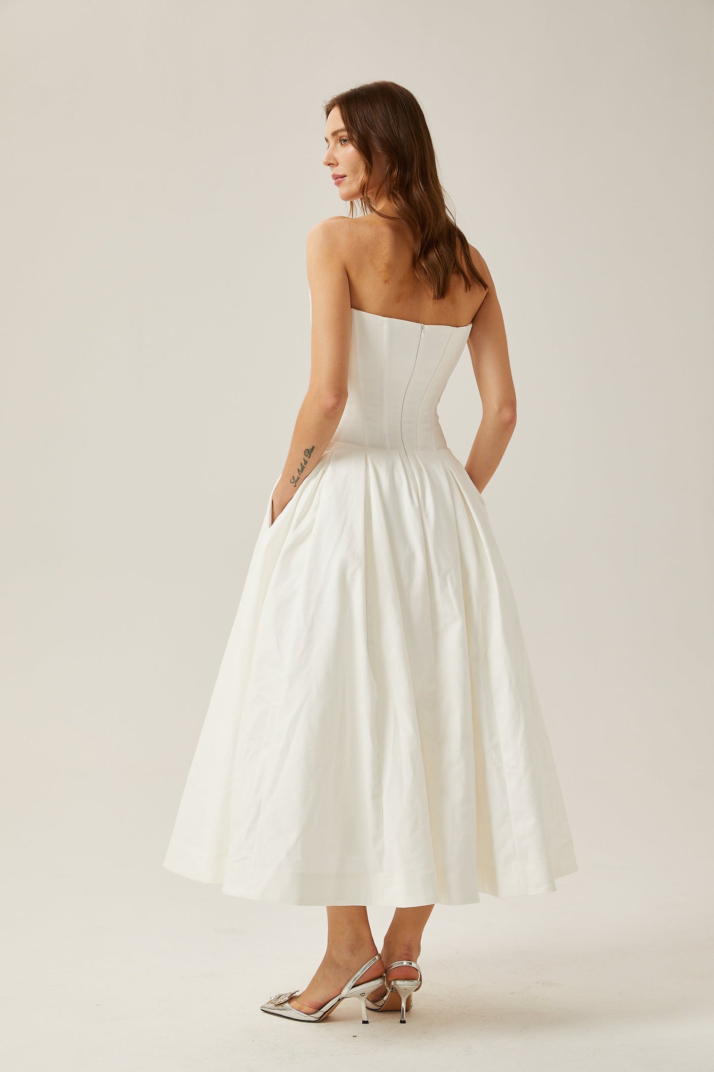 Katherine™ | off-shoulder corset midi dress in White